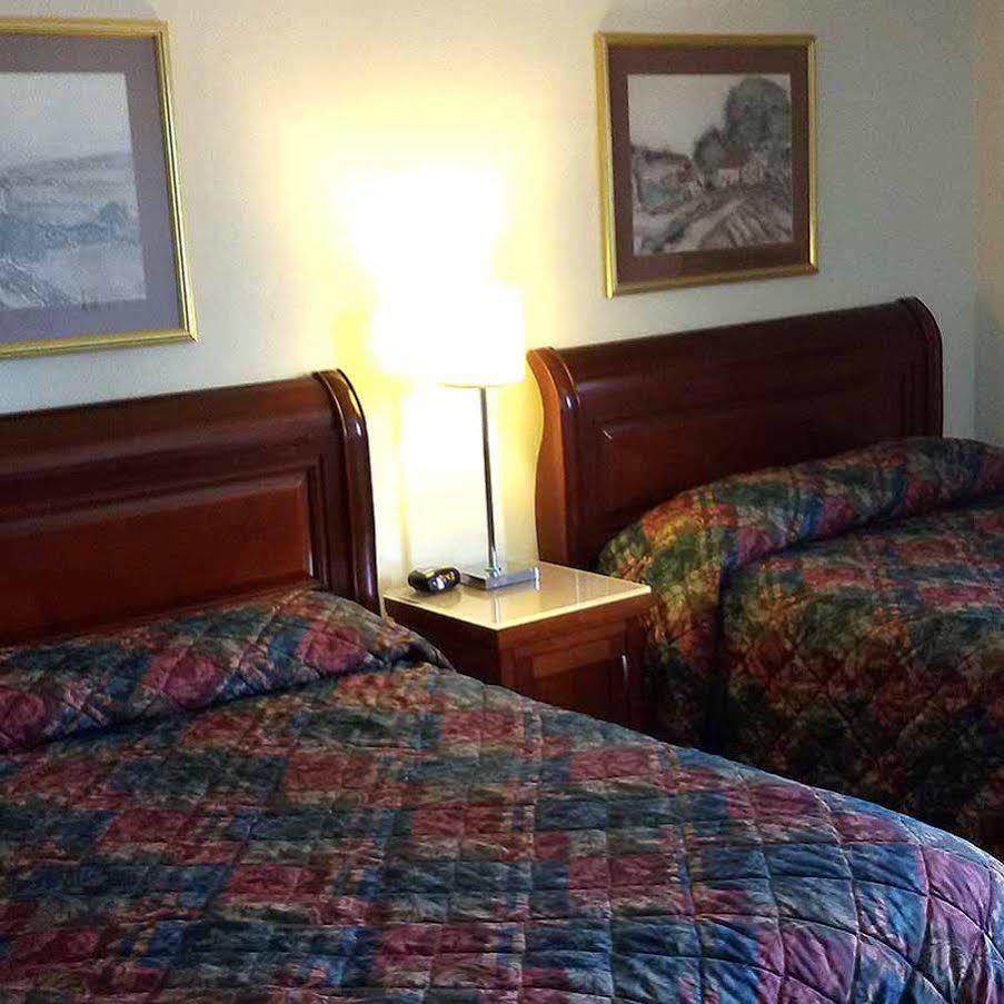 Hotel Blue Top Inn Stevens Point Eksteriør bilde