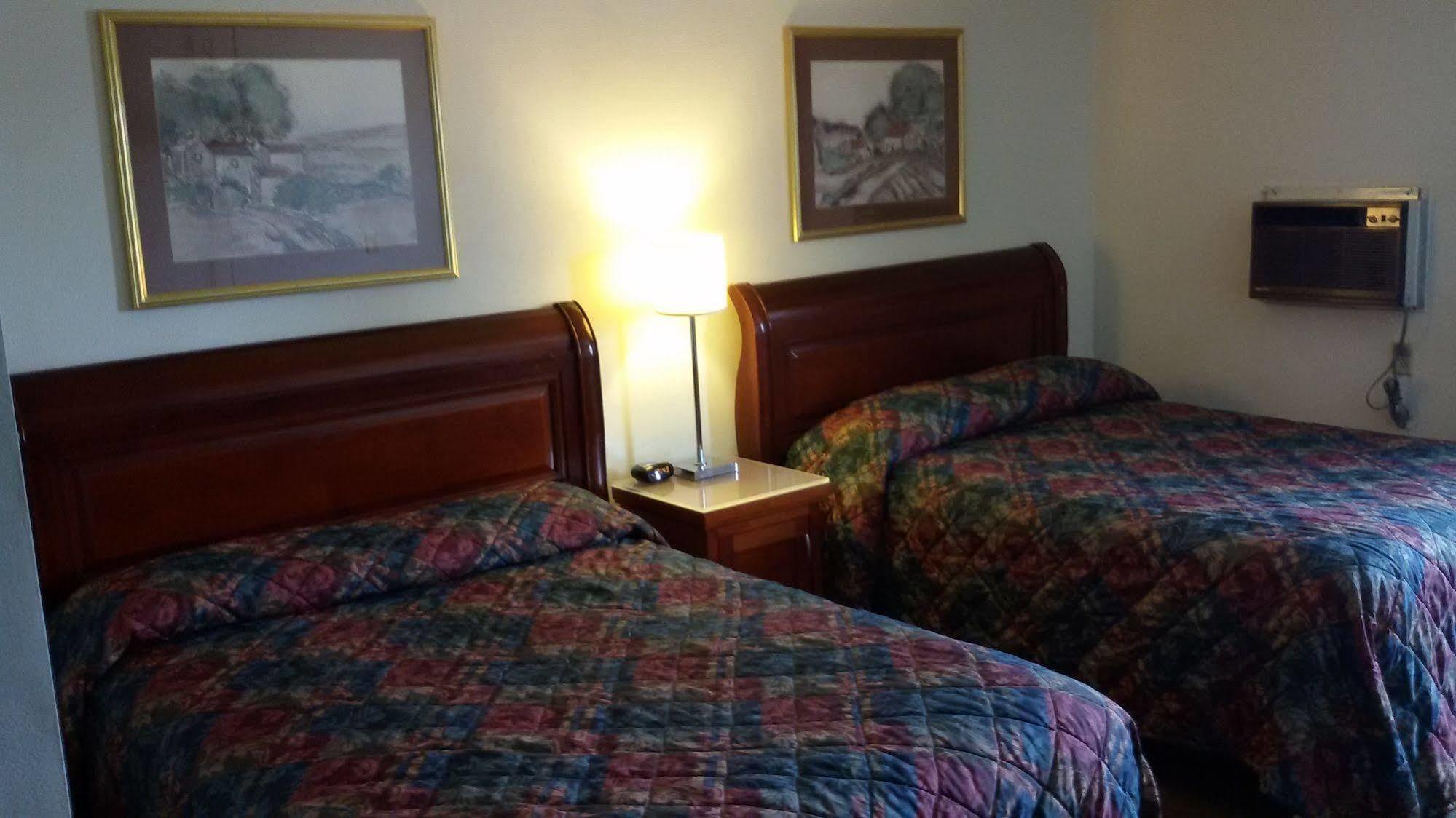 Hotel Blue Top Inn Stevens Point Eksteriør bilde